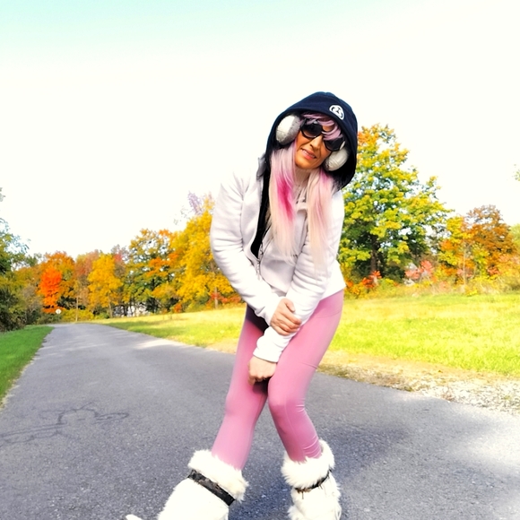 💖Meet your Posher, Maria aka BadbishhRia 💪🏽 - Picture 7 of 16